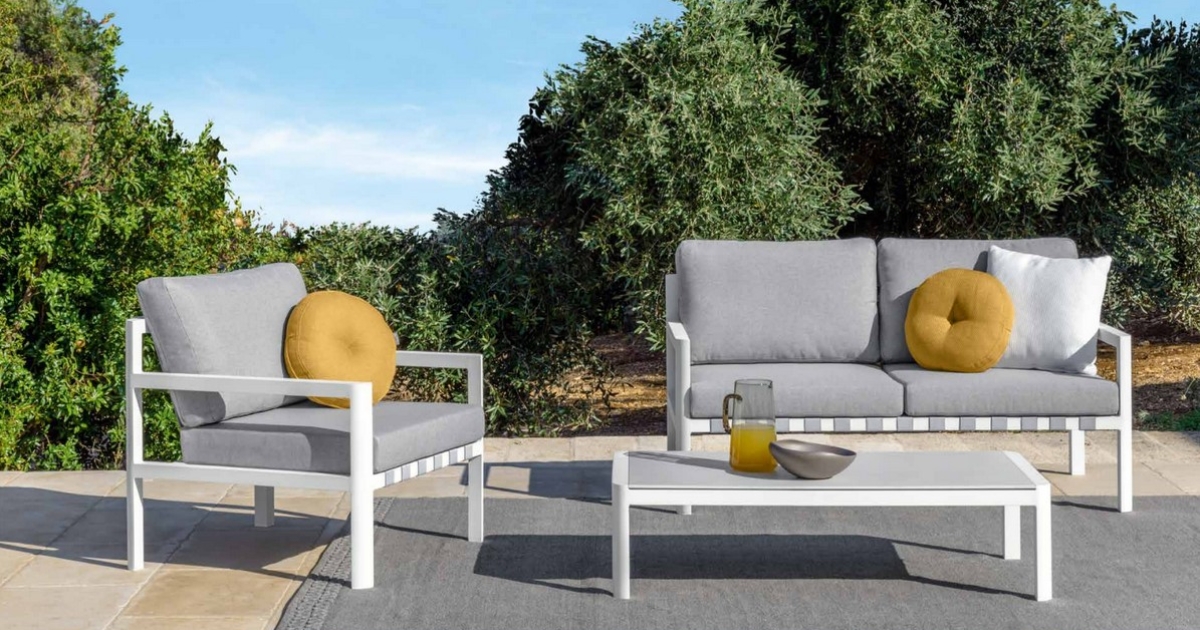 Sofa from the Nunù collection by Talenti available in two sizes